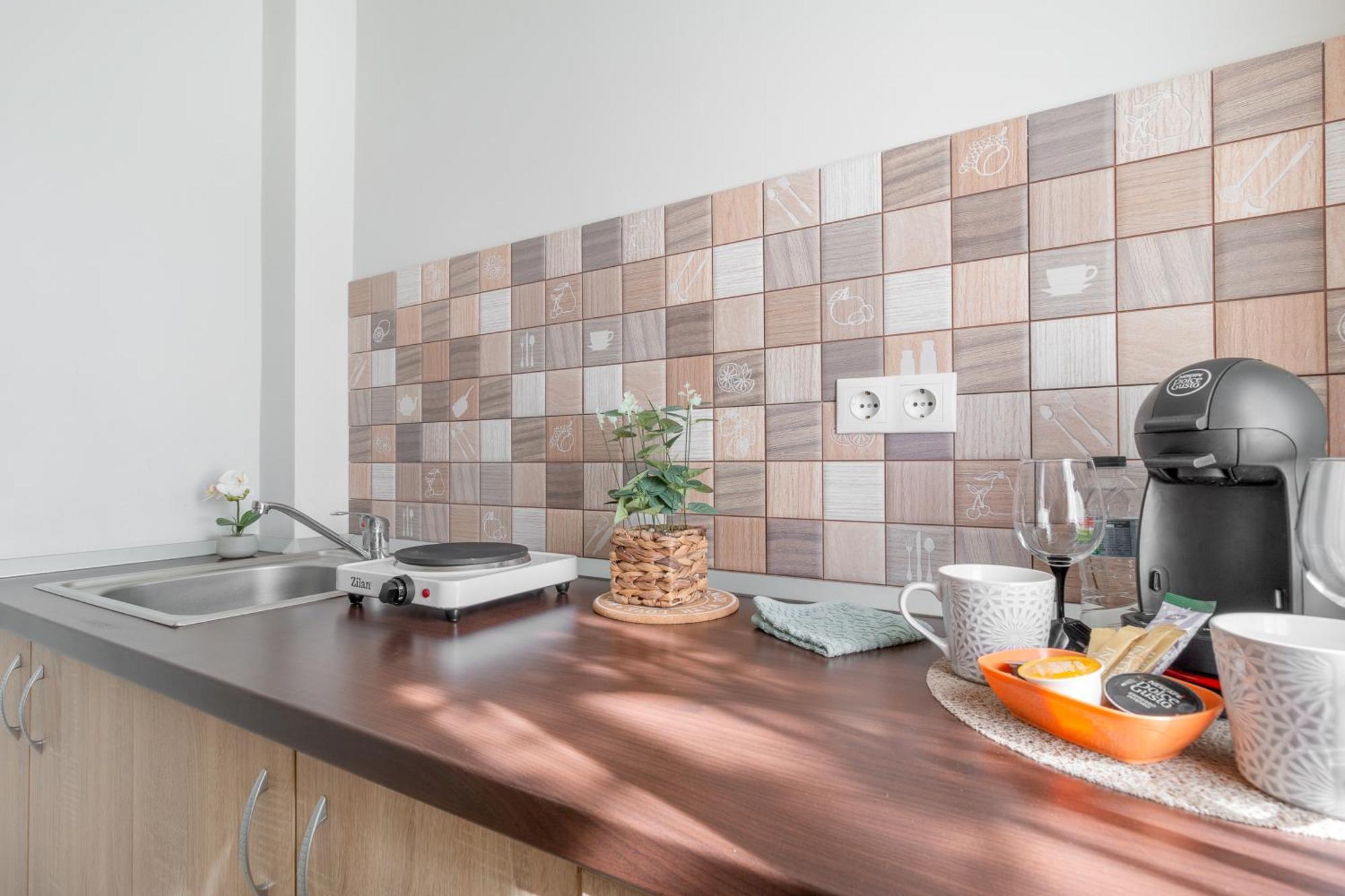 Venezia Studio Apartment Oradea Exterior photo